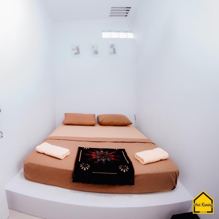Aur Kuning Hostel Syariah Bukittinggi Eksteriør billede
