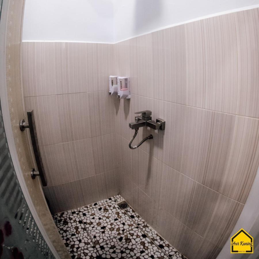 Aur Kuning Hostel Syariah Bukittinggi Eksteriør billede