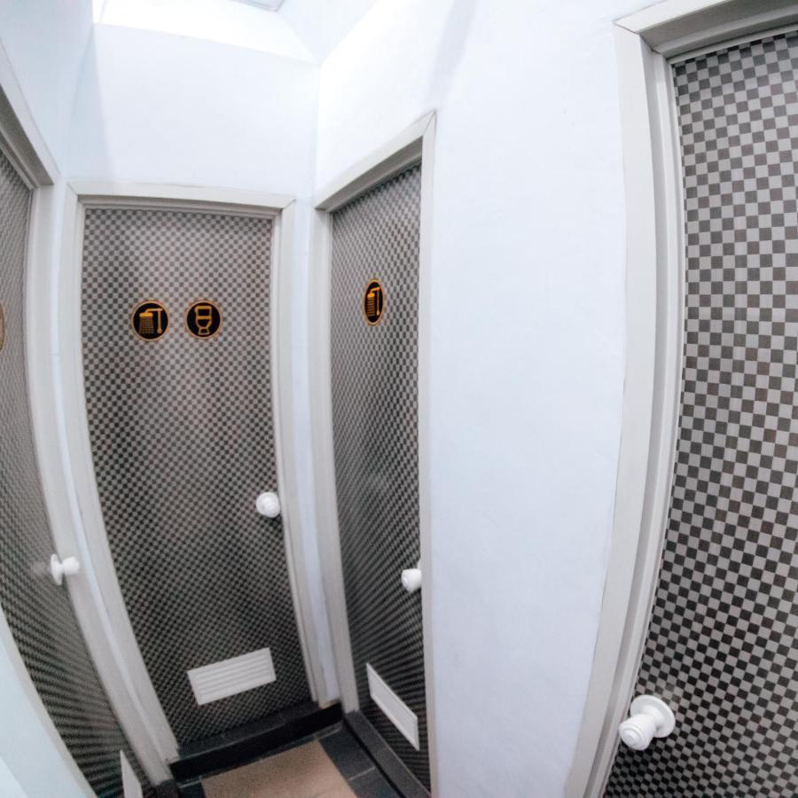 Aur Kuning Hostel Syariah Bukittinggi Eksteriør billede