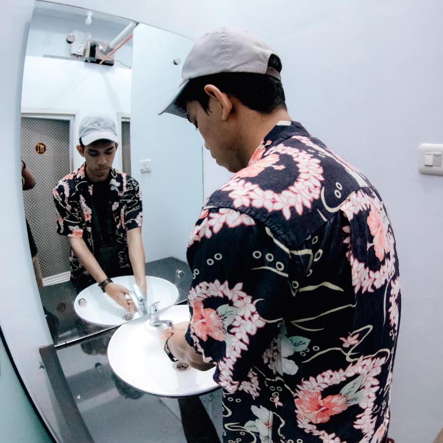 Aur Kuning Hostel Syariah Bukittinggi Eksteriør billede